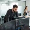 Retour d'expérience sur trois ans de croissance intensive : le dilemme entre la - développeur backend, paiement sécurisée, co